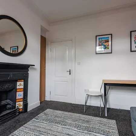 Aberdeen House Serviced Holiday home Leeds (West Yorkshire)