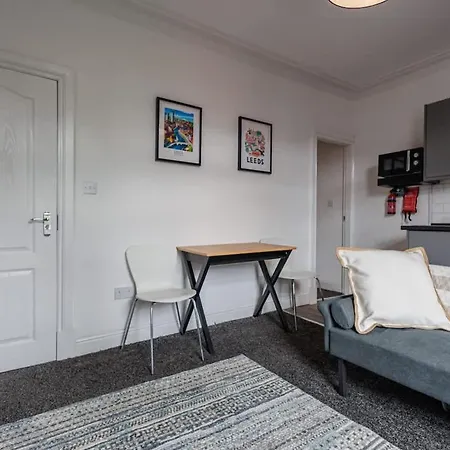Aberdeen House Serviced Leeds (West Yorkshire)