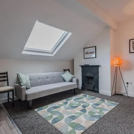 Aberdeen House Serviced Holiday home